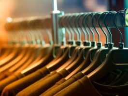 Imperial Mezunlarının Girişimi Ponda, Bitki Bazlı Yalıtımı Moda Podyumuna Taşıdı
